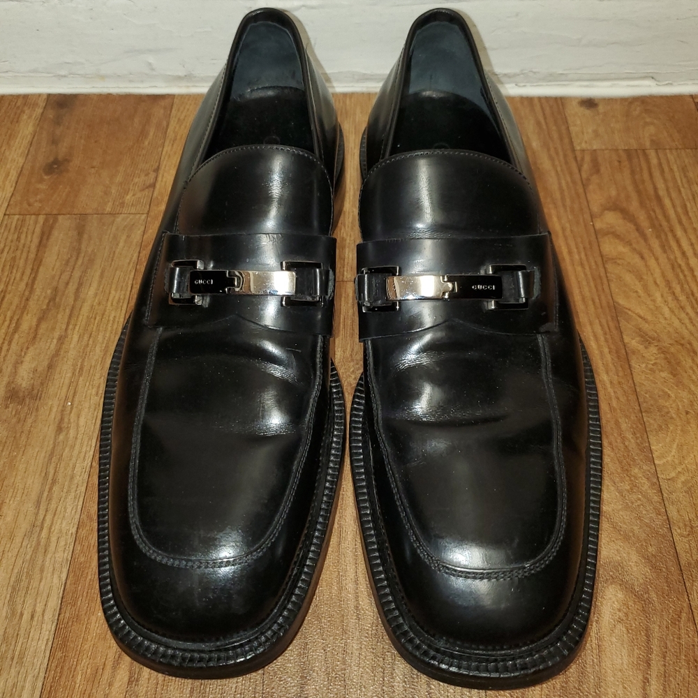 Vintage Gucci men's slip-on black leather shoes w/ silver horse bit logo 9 D
